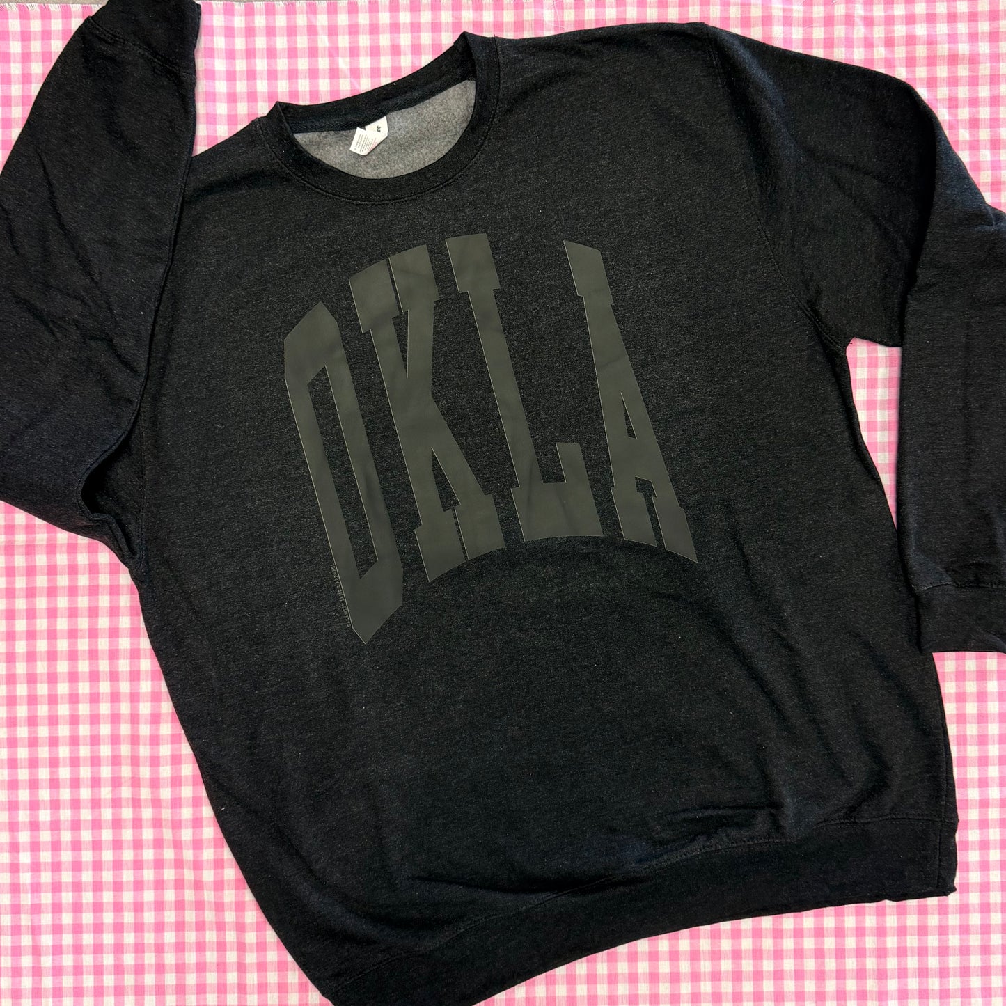 OKLAHOMA 2026: "OKLA" BLACK MONO-COLOR (SHORT SLEEVE, LONG SLEEVE, SWEATSHIRT)