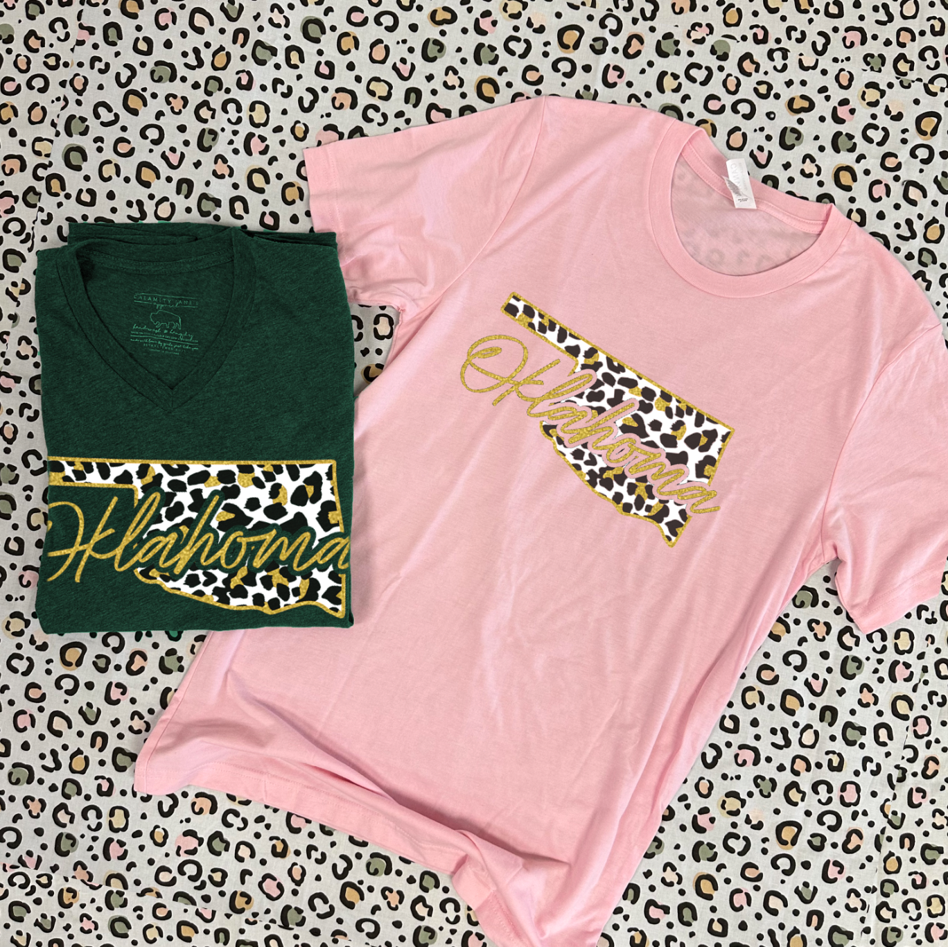OKLAHOMA 2024: Oklahoma Leopard Gold Shimmer (BELLA CANVAS VNECK)