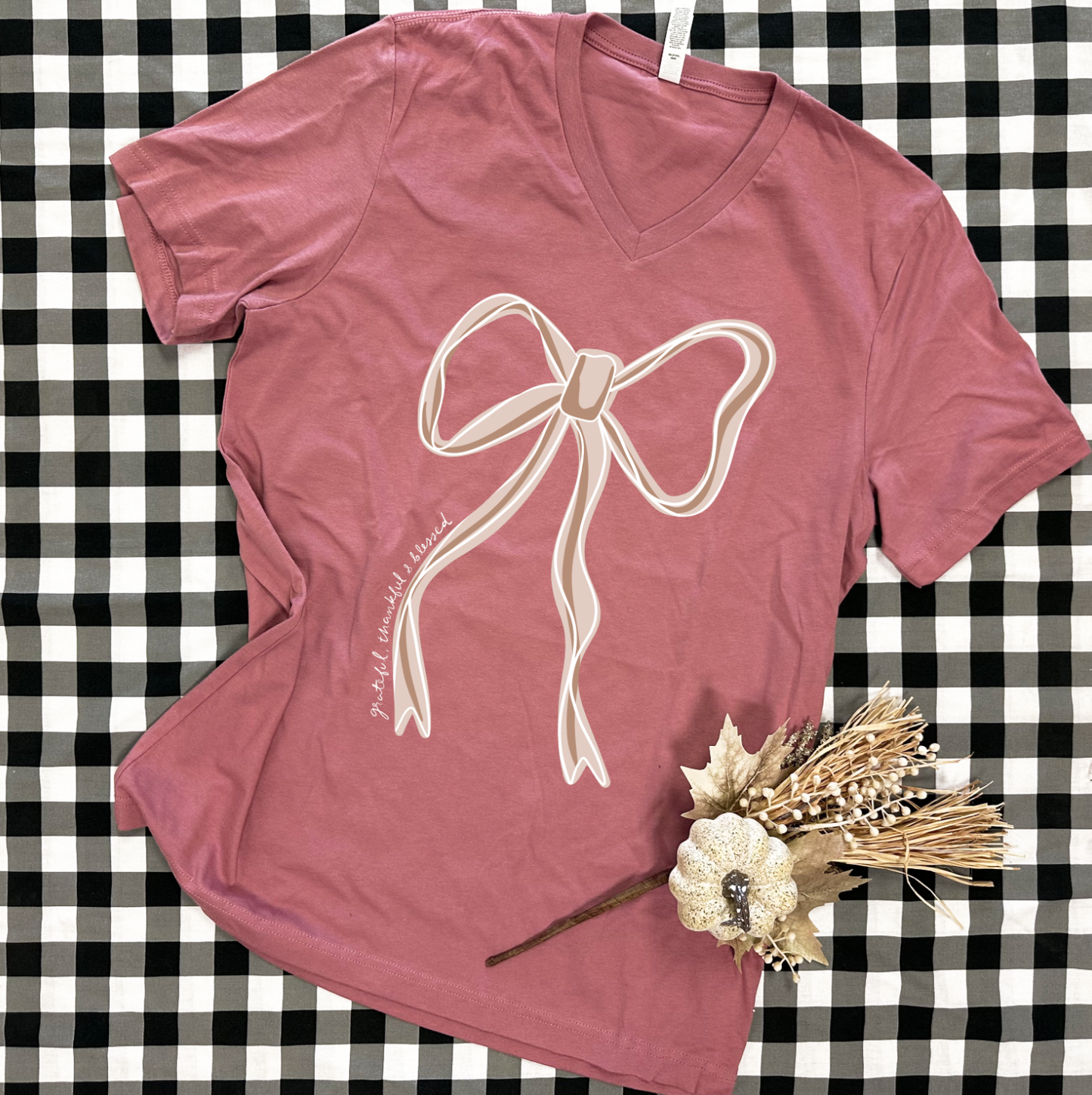 THANKSGIVING 2025: Grateful, Thankful, Blessed Bow (VNECK)
