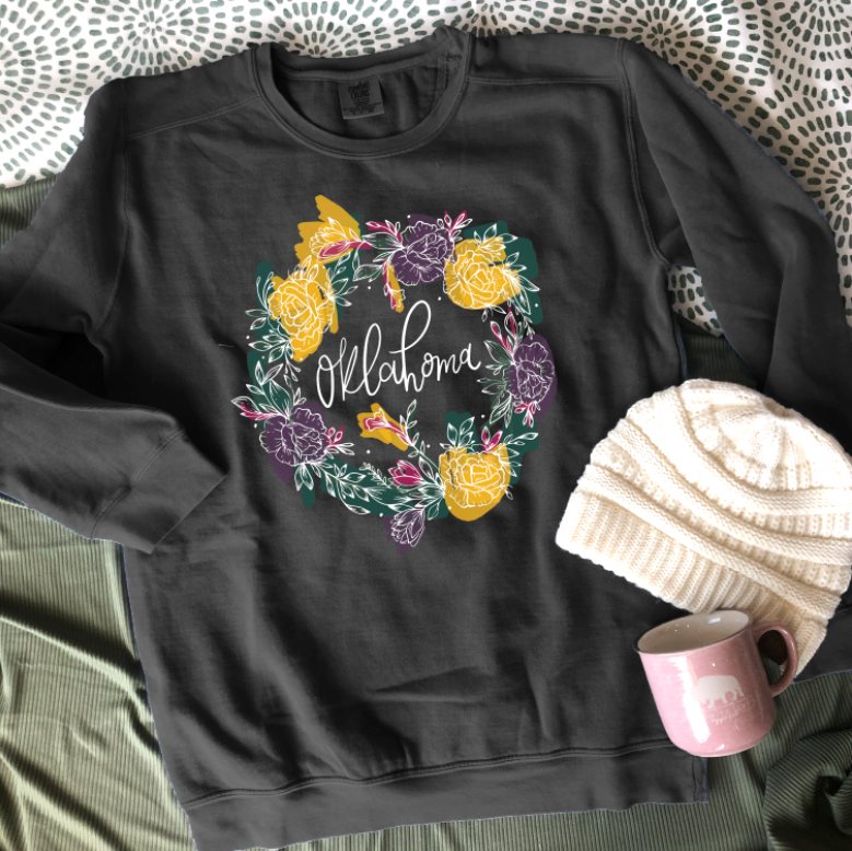 OKLAHOMA: Emerald & Mustard Fall Floral Wreath (COMFORT COLORS SWEATSHIRT)