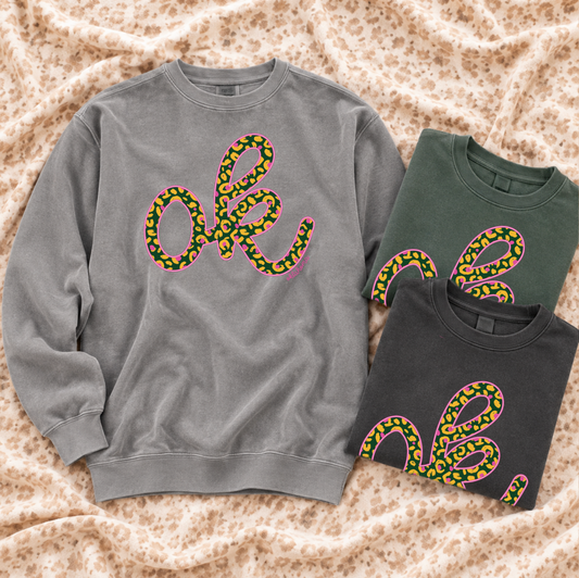 OKLAHOMA 2026: OK Script - Mustard, Green & Pink Fall Leopard (COMFORT COLORS SWEATSHIRT)