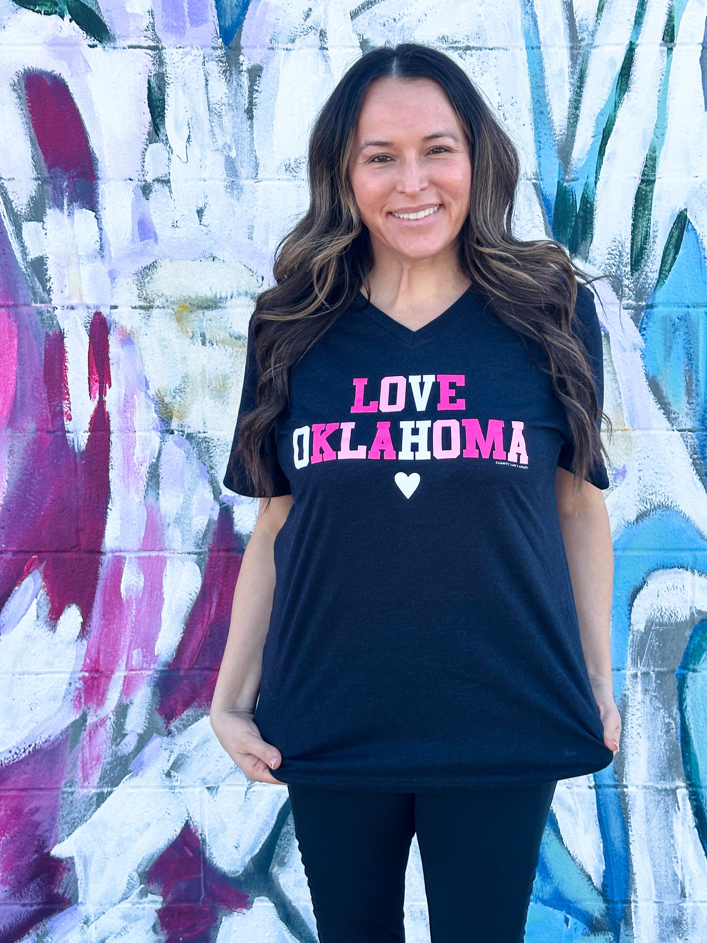 VALENTINES DAY 2024: Love Oklahoma (VNECK)