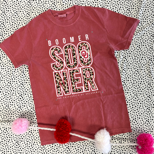 UNIV. OF OK 2024: Boomer Sooner Bold Leopard (COMFORT COLORS SHORTSLEEVE)