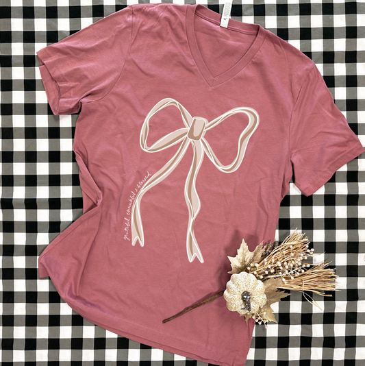 THANKSGIVING 2025: Grateful, Thankful, Blessed Bow (VNECK)
