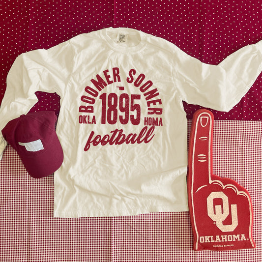 UNIV. OF OK 2025: Boomer Sooner Vintage Arch Text (COMFORT COLORS LONGSLEEVE)