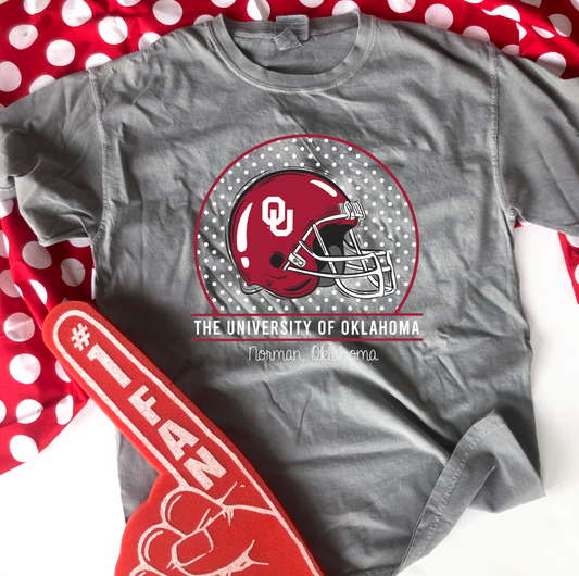 UNIV. OF OK 2022: OU Helmet & Polkadots (SHORTSLEEVE)
