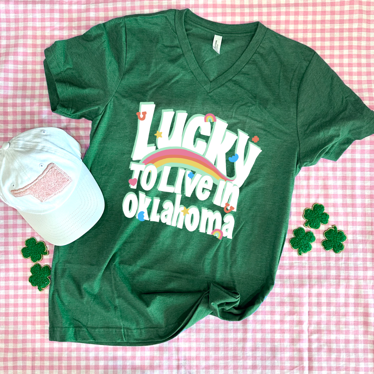 ST. PATTY: Lucky to Live in Oklahoma (VNECK)